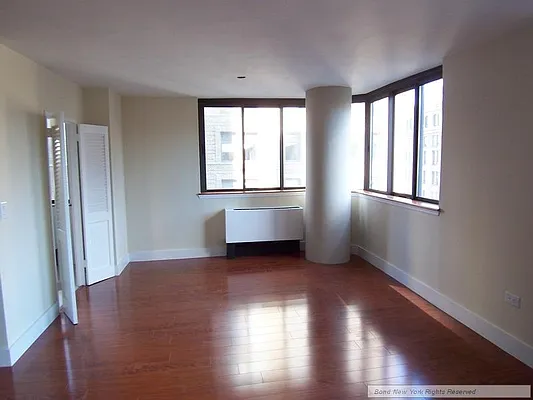 Rented by Bond New York | media 54