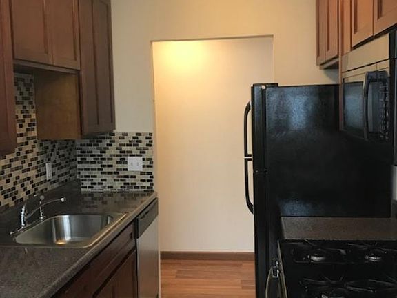 3rd image of 140 Monahan Ave #A