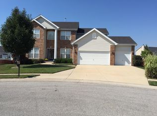 801 Staffordshire Ln, Fairview Heights, IL 62208