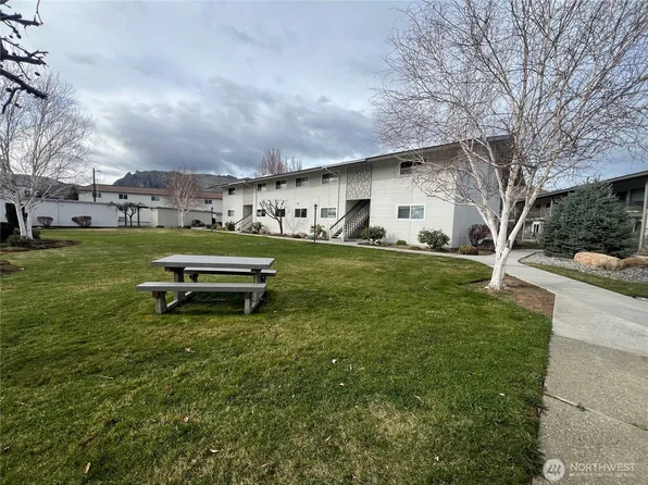 10 S Cove #10, Wenatchee, WA 98801