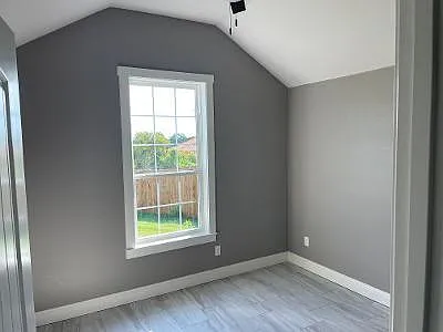 5018 San Marcos Dr — Photo 3