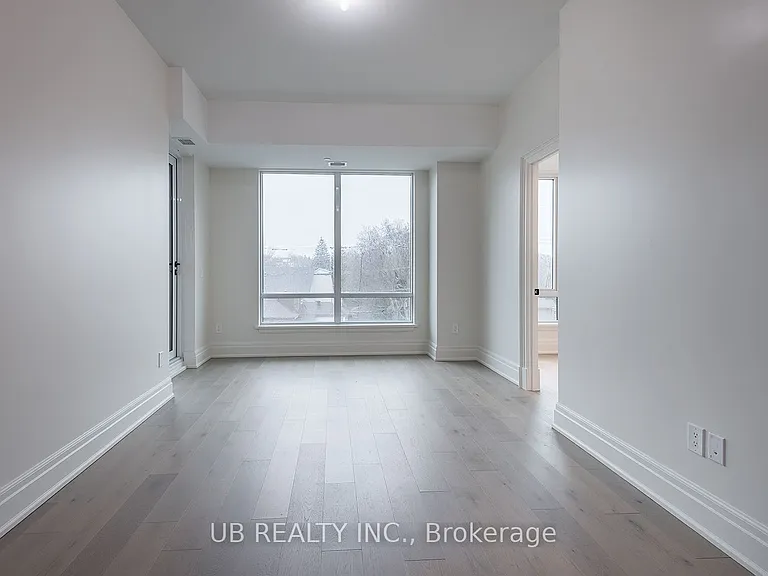 1451 Wellington St W #405 — Photo 4
