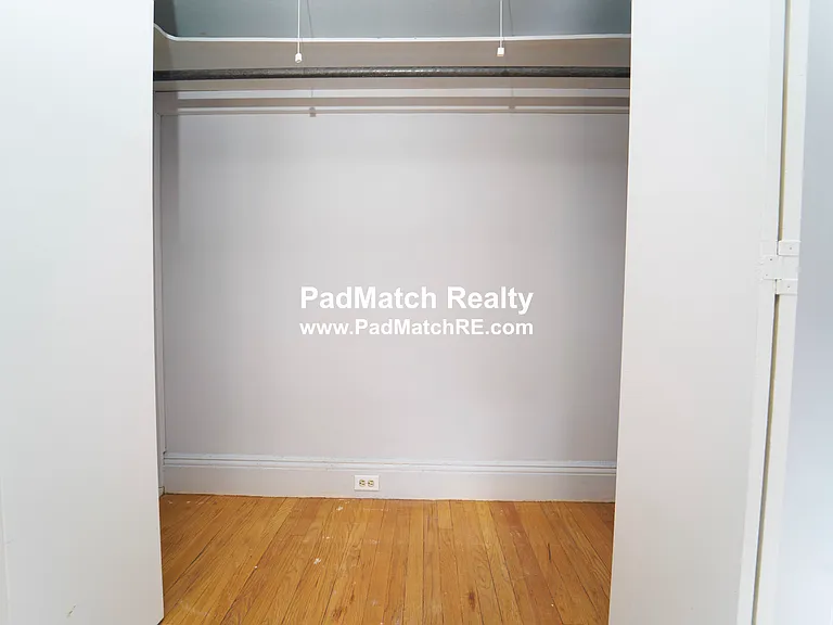 6 Sutherland Rd #34 — Photo 15