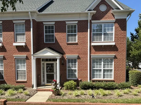 432 Park Square Pl, Matthews, NC 28105