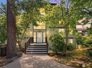 Islandia Condominiums, Lynnwood, WA 98036