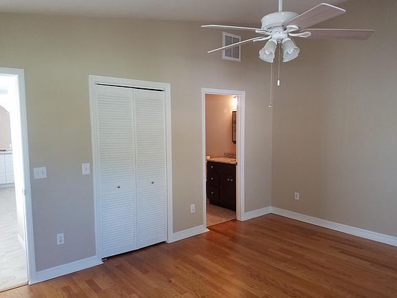 Master Bedroom 1st floor