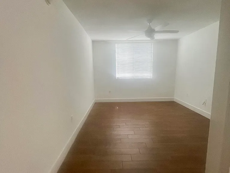 631 SW 111th Ln #102 — Photo 10