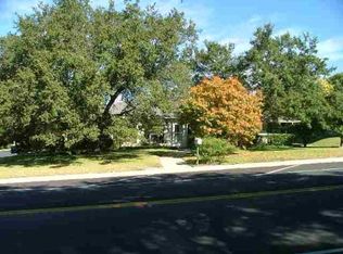 631 Crestway Rd, San Antonio, TX 78239