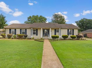 2210 Finley Dr, Florence, AL 35630