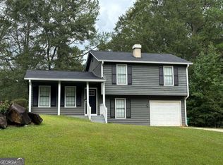 716 Tarkington Rd S, Stone Mountain, GA 30088