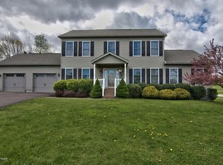 6 Kernwood Dr, Honesdale, PA 18431
