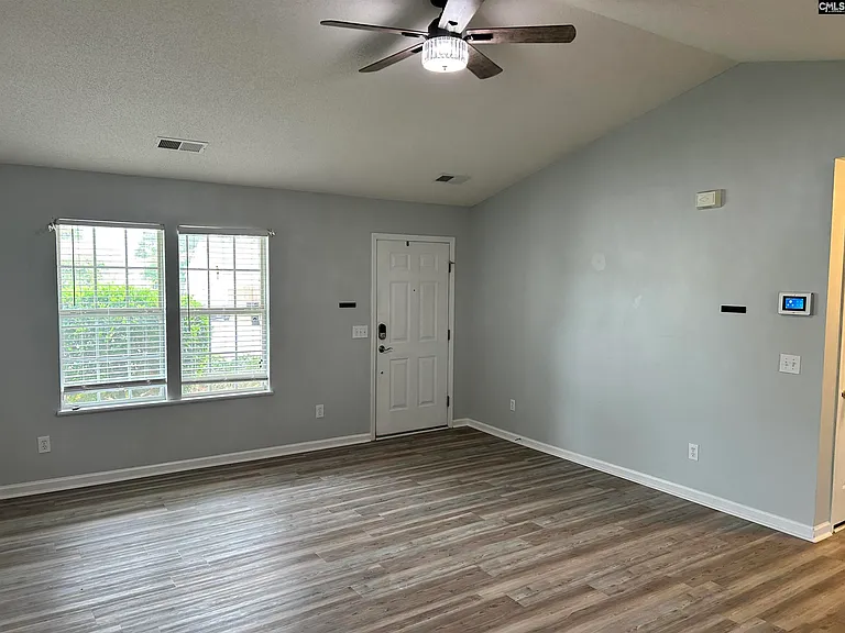 415 Dahoon Dr — Photo 5