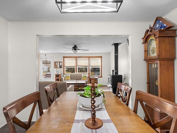 5th image of 124 Mount Fair Cir