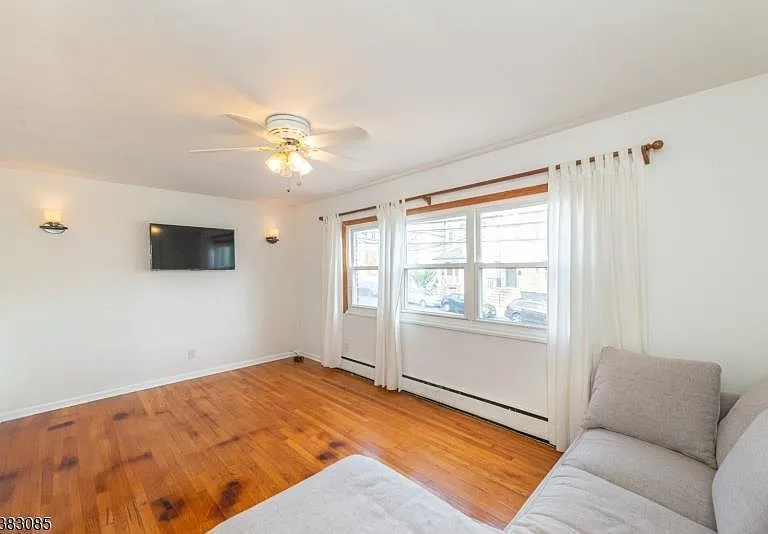 199 Hopkins Ave — Photo 10
