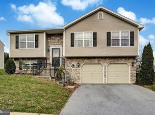 219 Longview Dr, Reading, PA 19608
