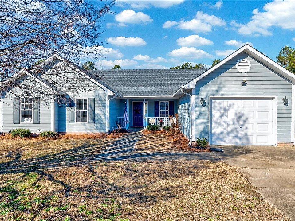 1st image of 447 Northwoods Dr