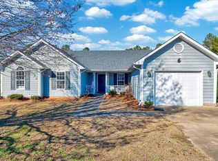 447 Northwoods Dr, Raeford, NC 28376