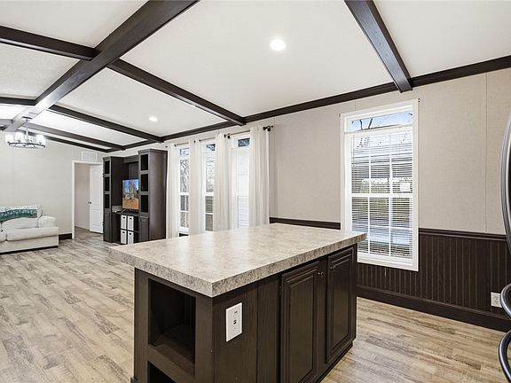 5th image of 115 Blue Ridge Riding Club Rd