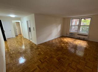 14307 Sanford Ave APT 2F, Flushing, NY 11355