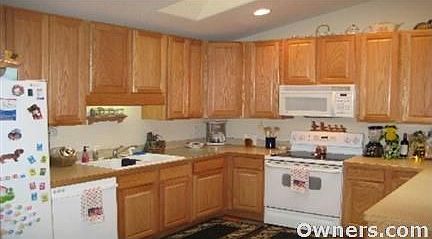 2nd image of 6832 S Dover Cir
