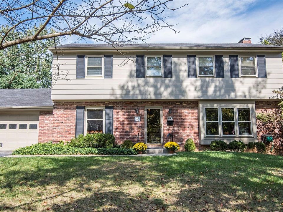 1st image of 921 Montavesta Cir
