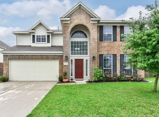 8323 Mastic Dr, Baytown, TX 77521
