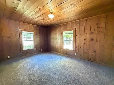 3 bed, 1.0 bath, 1100 sqft, $1,725 — Photo 3