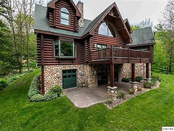 3rd image of 17945 Twin Springs Dr