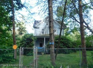 33 Quality Rd, Lattimer Mines, PA 18234