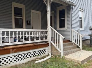 91 S 5th Ave FLOOR 1, Coatesville, PA 19320