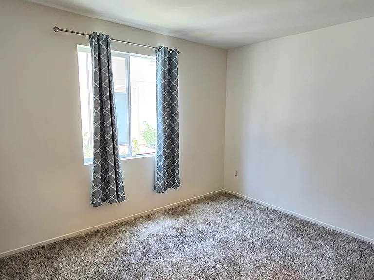 5495 Seacliff Pl #117 — Photo 2