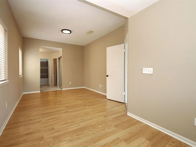 18203 Brooknoll Dr — Photo 7