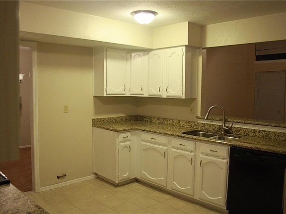 3rd image of 945 Granite Ct