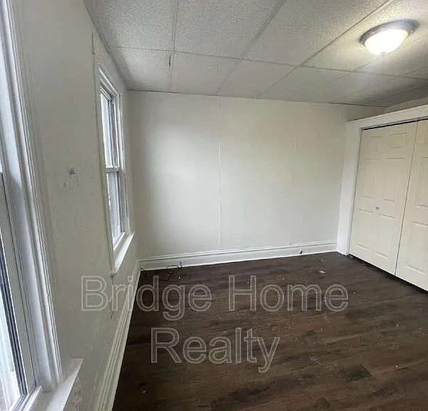 128 S Spring Ave — Photo 25