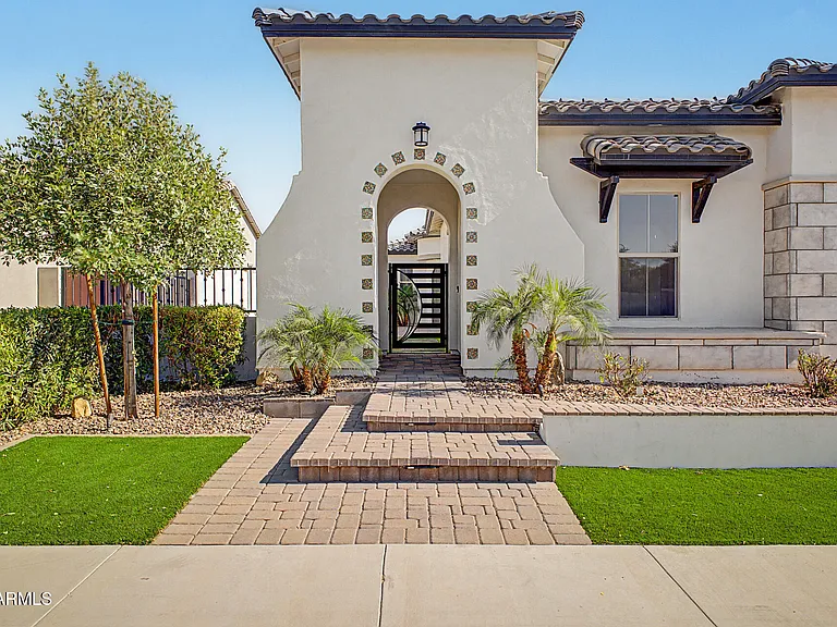 2083 E Scorpio Pl — Photo 4
