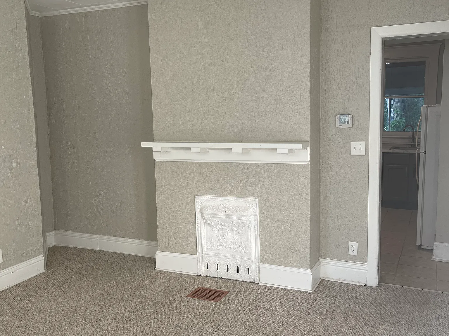 2 bed, 800 sqft, $1,025 — Photo 1