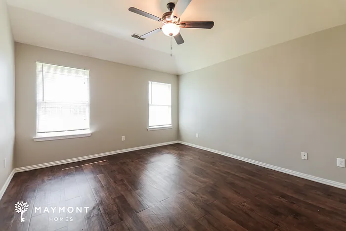118 Hamilton Dr — Photo 8