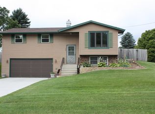 1604 Hazen Rd, Green Bay, WI 54311