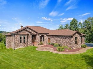 7557 E Dead Creek Rd, Baldwinsville, NY 13027