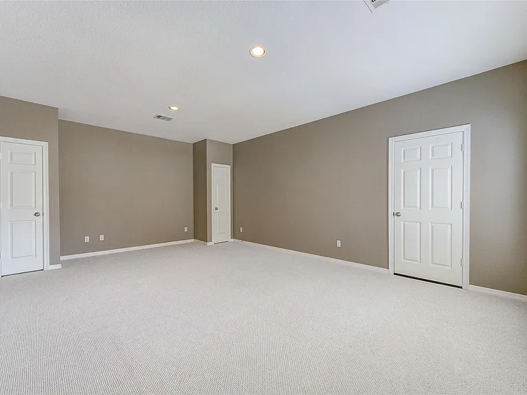 3819 Rivermoss Ln — Photo 10
