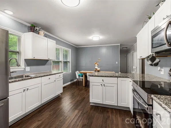 1747 Williams Cir, Lancaster, SC 29720