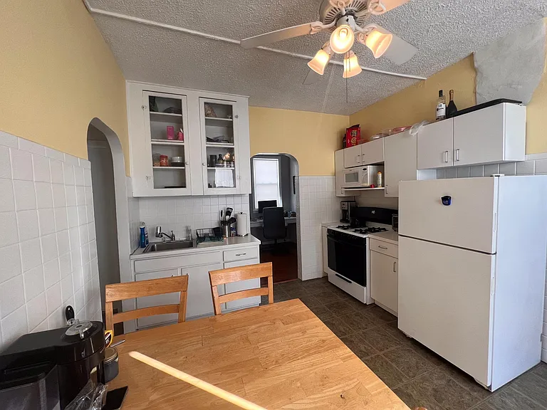 12305 Fairview Ct — Photo 10