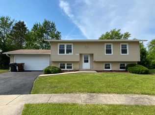 18845 Willow Ct, Country Club Hills, IL