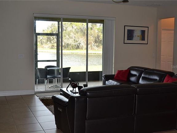 4th image of 2820 Autumn Breeze Way