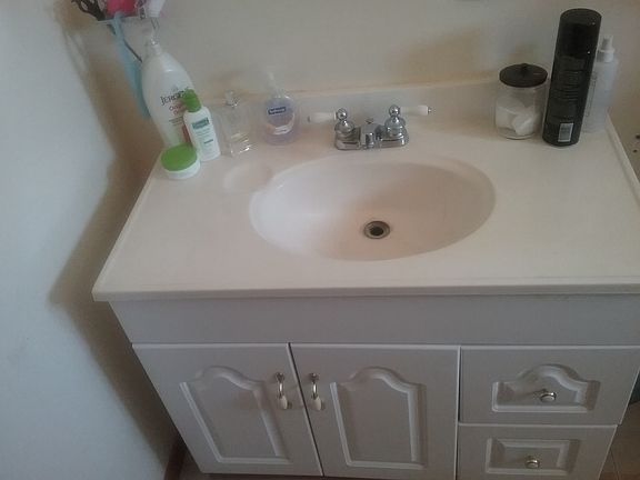 Guest bathroom 