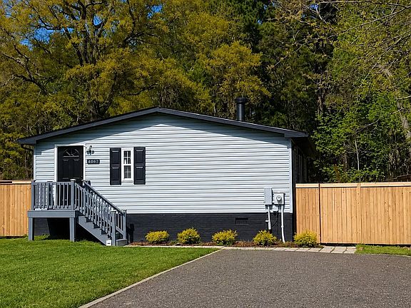 2nd image of 4067 Songbird Ln