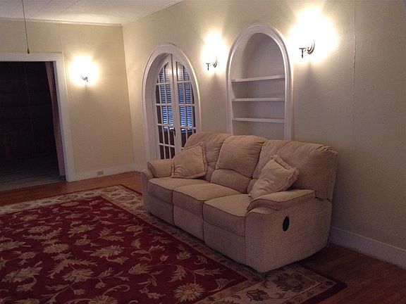 4th image of 811 N Magnolia Ave
