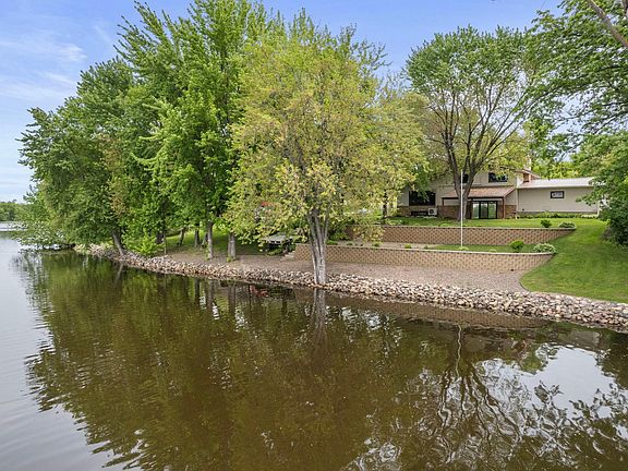 5th image of 1697 Shore Dr