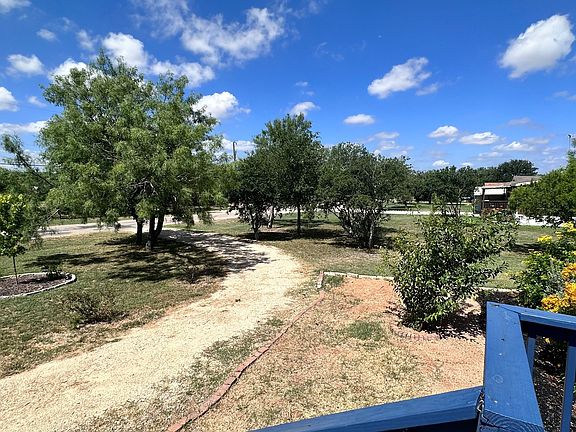 5th image of 430 County Road 3821