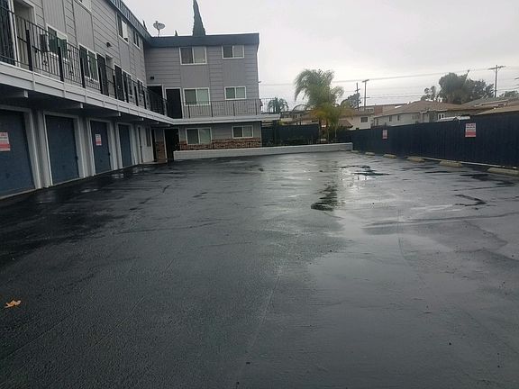 2nd image of 1919 E 17th St APT L